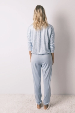 Длинная бархатная пижама