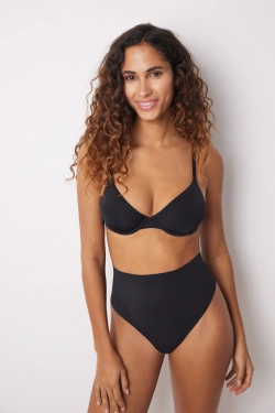 Чорні коригуючі стринги з високою посадкою та ефектом push-up