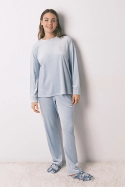 Довга синя піжама з велюру в рубчик