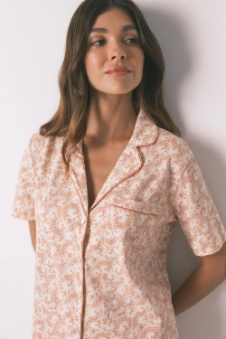 Классическая пижама из хлопка с оранжевым принтом