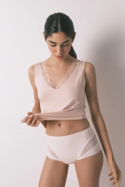 Рожеві коригувальні трусики з високою талією