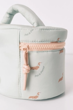 Средняя зелёная косметичка с принтом маленьких собачек