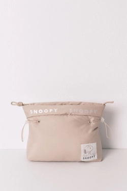 Середняя пухка бежева косметичка Snoopy