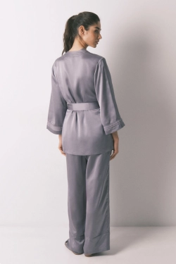 Піжама із сатину та мережива