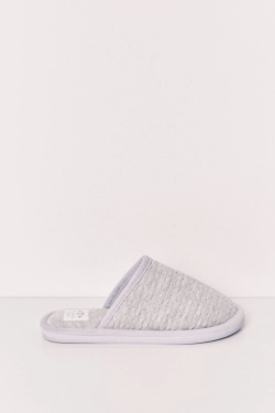Серо-фиолетовые домашние тапочки