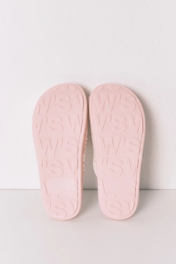 Рожеві домашні капці зі Стічем