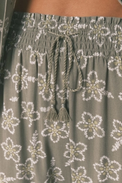 Вискозная пижама с цветочным принтом