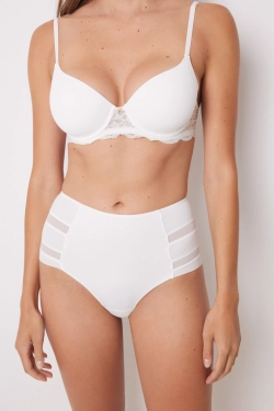Білі коригуючі трусики з високою талією