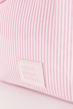 Розовая стеганая косметичка в клетку и полоску