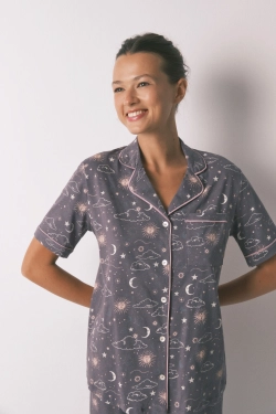 Классическая хлопковая пижама с принтом