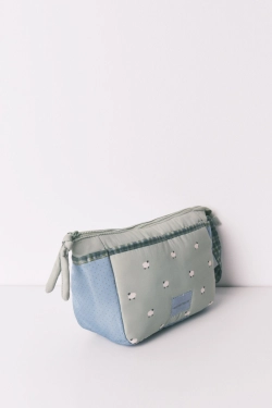 Косметичка средняя на молнии