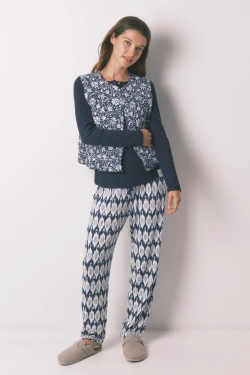 Стёганый жилет с принтом в бохо‑стиле