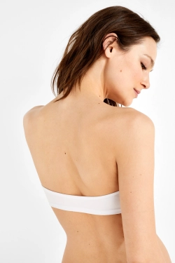 Бюстгальтер-бандо без кісточок