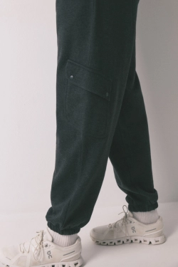 Довгі штани Carrot з тонкого сірого флісу