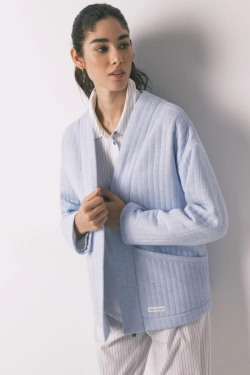 Короткий стёганый халат синего цвета