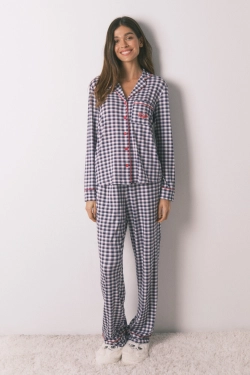 Довга класична піжама з м'якого трикотажу в клітинку