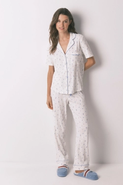 Классическая хлопковая пижама с цветочным принтом