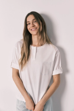 Коротка піжама з бавовни з штанами в зелену смужку