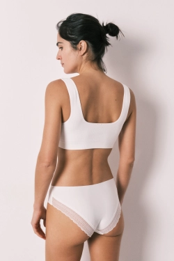 Белые классические трусики clean cut с кружевом