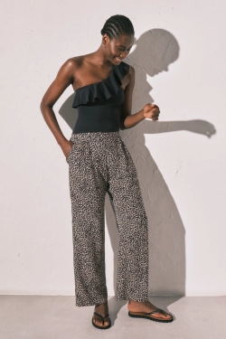 Легкі штани з анімалістичним принтом