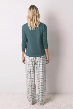 Зеленая футболка с длинными рукавами из 100% хлопка