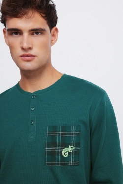 Довга піжама з картатими штанами