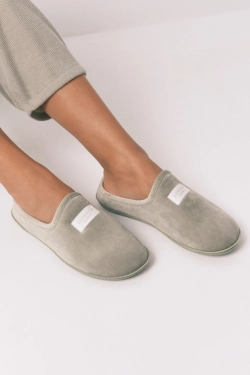 Зелені велюрові капці