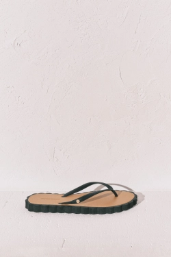 Чорні хвилясті в’єтнамки