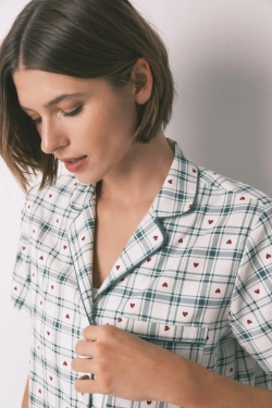 Хлопковая пижама рубашечного кроя с рождественским принтом