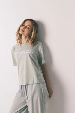 Довга бавовняна піжама з принтом у смужку