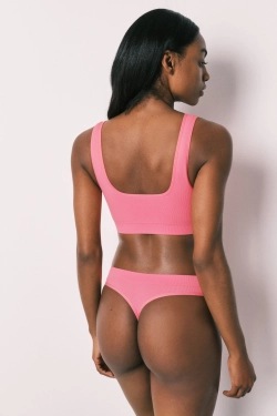 Широкі безшовні стрінги в рубчик