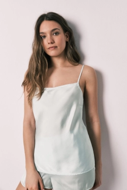 Короткая сатиновая пижама зеленого цвета