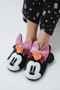 Домашние тапочки Minnie Halloween