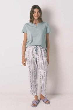 Бавовняна футболка з вишивкою та ґудзиками