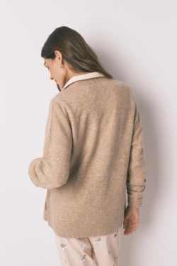 Однотонний кардиган з трикотажної тканини