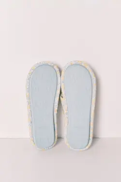 Капці з вузлом та квітковим принтом