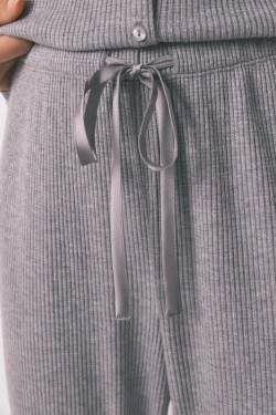 Серая пижама в рубчик