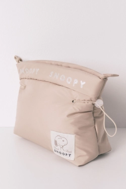 Середняя пухка бежева косметичка Snoopy