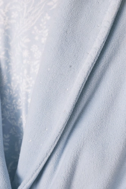 Синій оксамитовий халат міді з блискітками