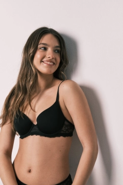 BEAUTIFUL Черный классический бюстгальтер из микрофибры и кружева