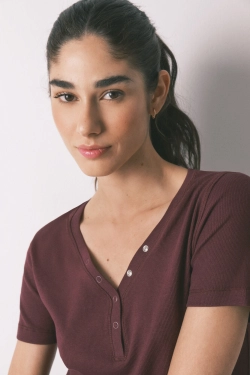 Футболка в рубчик з коротким рукавом