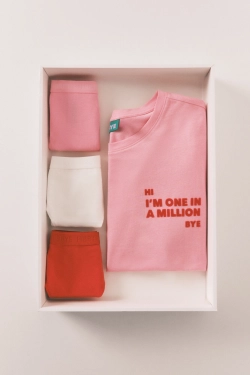 Набор из 3 классических трусов: розовый, красный и белый