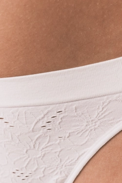 Трусы-танга белого цвета с цветочным принтом