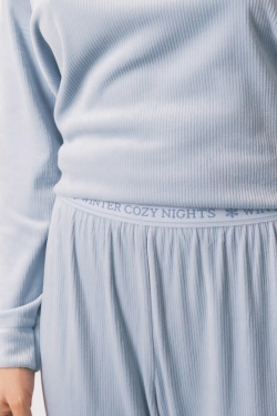 Довга синя піжама з велюру в рубчик