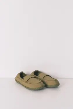 Зеленые домашние тапочки-мокасины