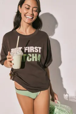 Коричнева футболка оверсайз "But first matcha"