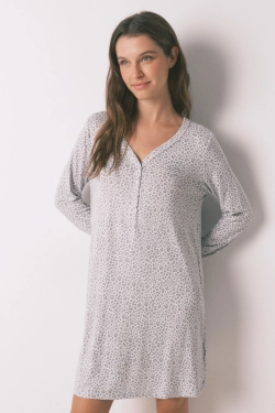 Короткая ночная сорочка с анималистичным принтом