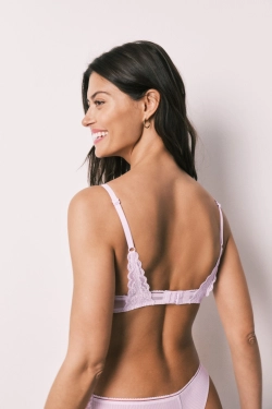 Charming Бузковий трикутний бюстгальтер із мережива