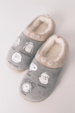 Сірі капці Snoopy
