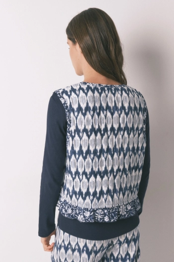 Стёганый жилет с принтом в бохо‑стиле